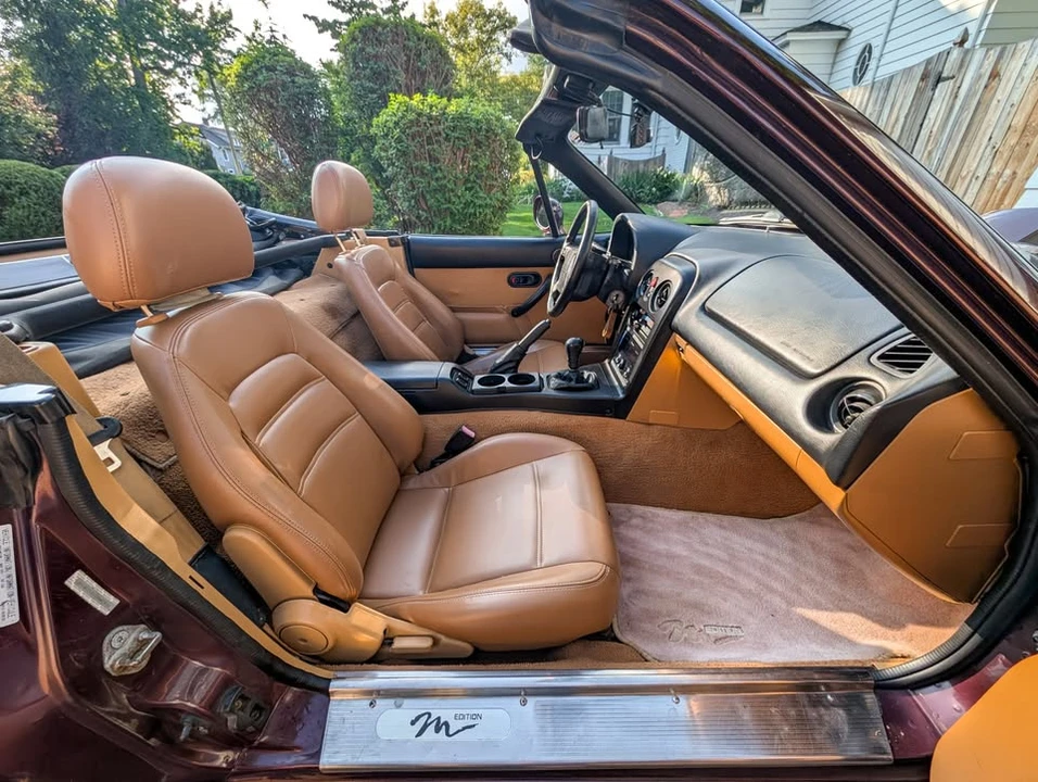 1995 Mazda NA MX-5 Miata - Image 13 of 20