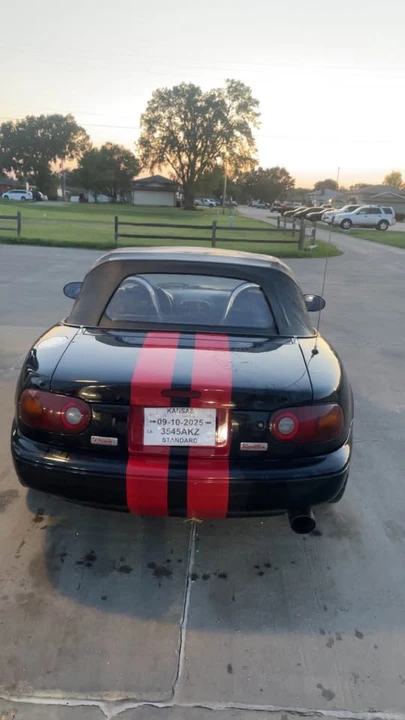 1995 Mazda NA MX-5 Miata - Image 4 of 8
