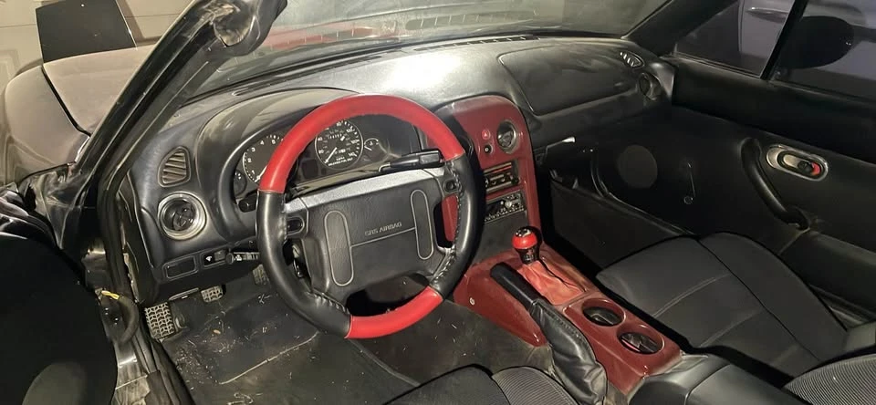1995 Mazda NA MX-5 Miata - Image 6 of 8