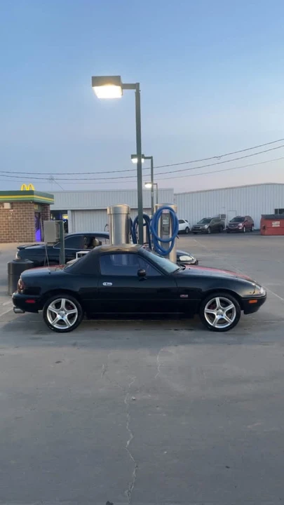 1995 Mazda NA MX-5 Miata - Image 2 of 8