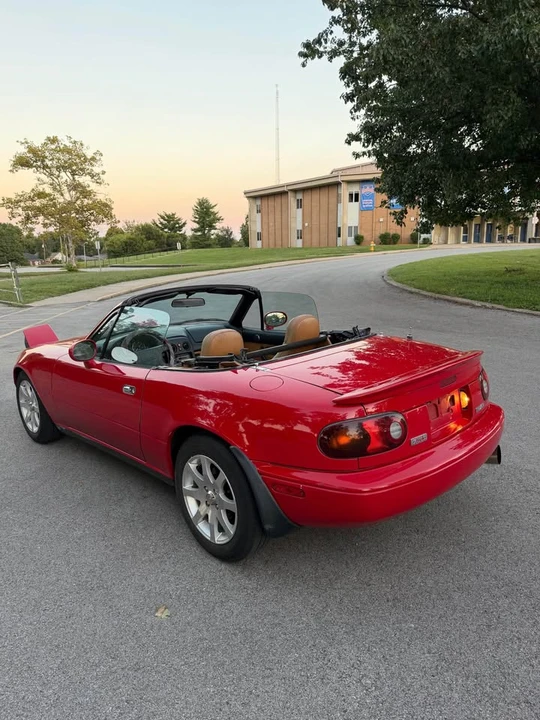 1995 Mazda NA MX-5 Miata - Image 8 of 20