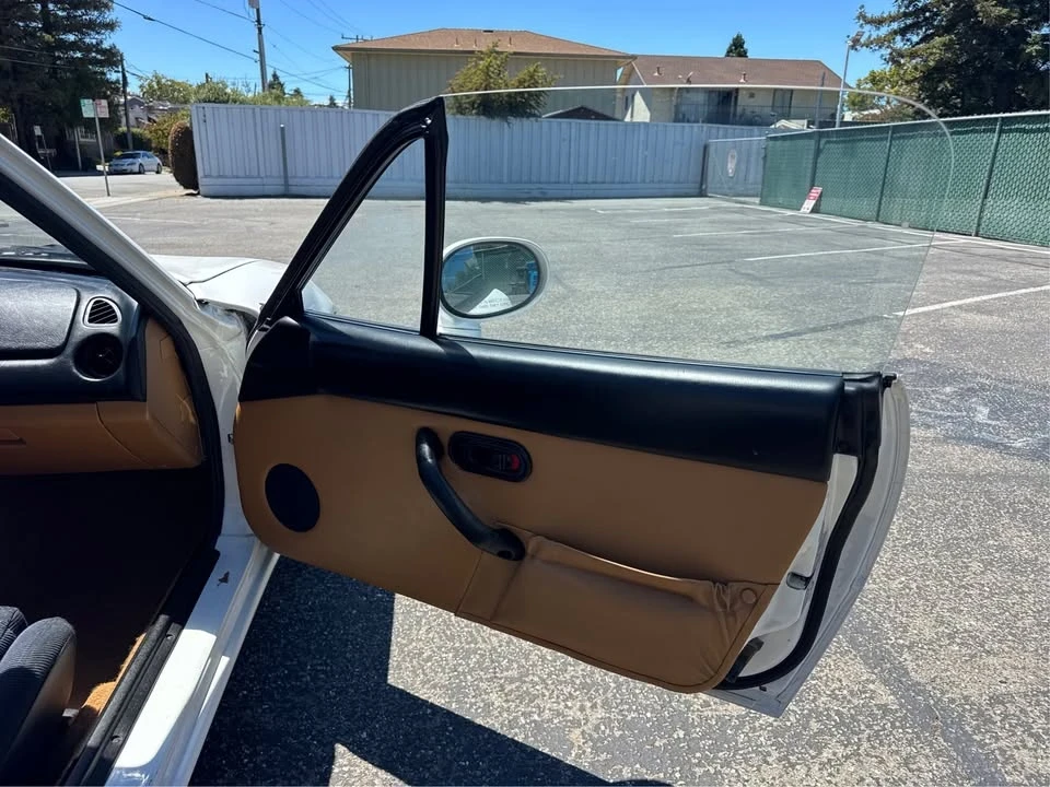 1995 Mazda NA MX-5 Miata - Image 13 of 13
