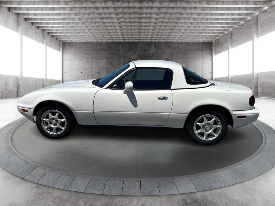 1995 Mazda NA MX-5 Miata - Image 2 of 13