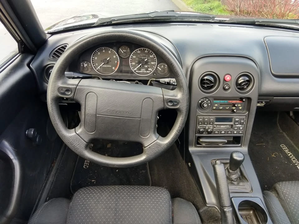 1995 Mazda NA MX-5 Miata - Image 12 of 15