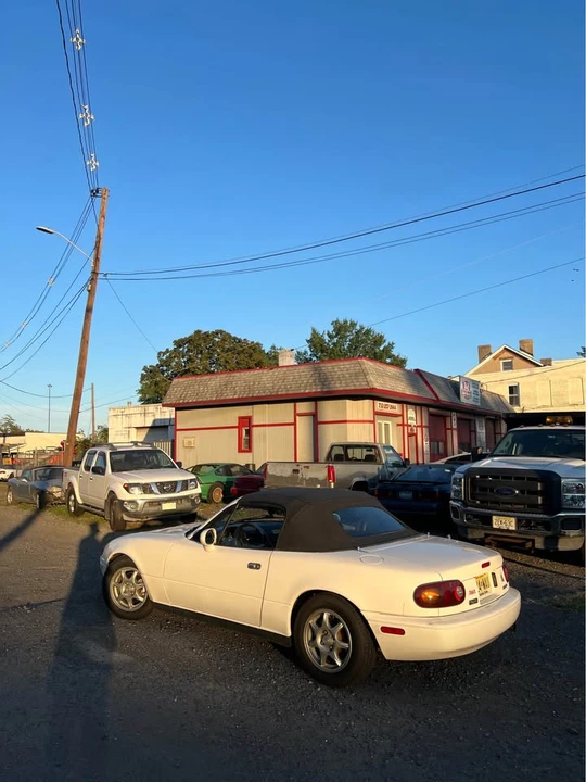 1995 Mazda NA MX-5 Miata - Image 6 of 11
