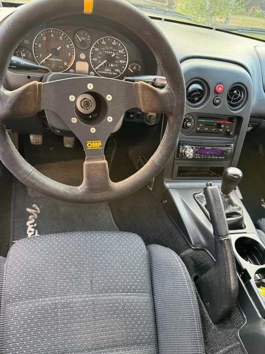 1995 Mazda NA MX-5 Miata - Image 11 of 12