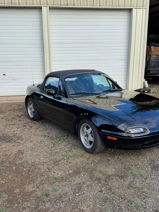 1995 Mazda NA MX-5 Miata - Image 2 of 12