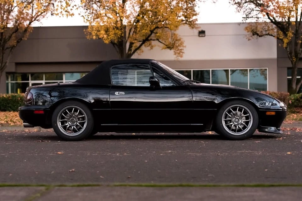 1995 Mazda NA MX-5 Miata - Image 4 of 20