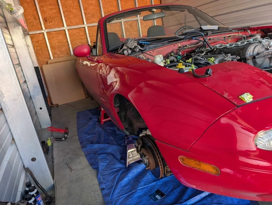 1995 Mazda NA MX-5 Miata - Image 2 of 8