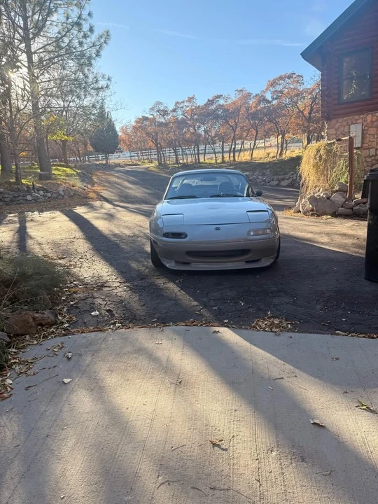 1995 Mazda NA MX-5 Miata - Image 2 of 10