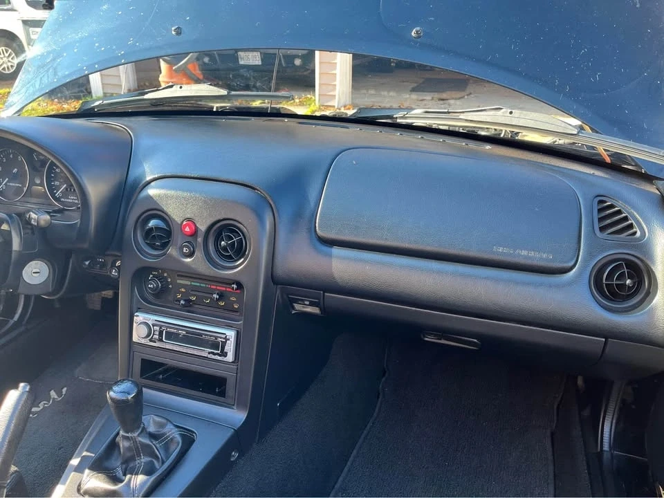 1995 Mazda NA MX-5 Miata - Image 13 of 19