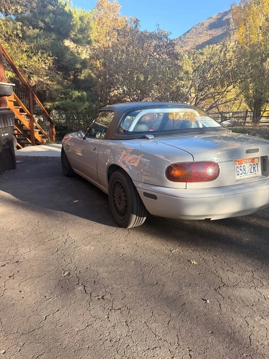 1995 Mazda NA MX-5 Miata - Image 5 of 10