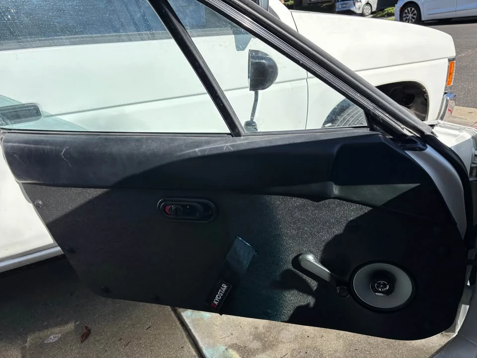 1995 Mazda NA MX-5 Miata - Image 6 of 12