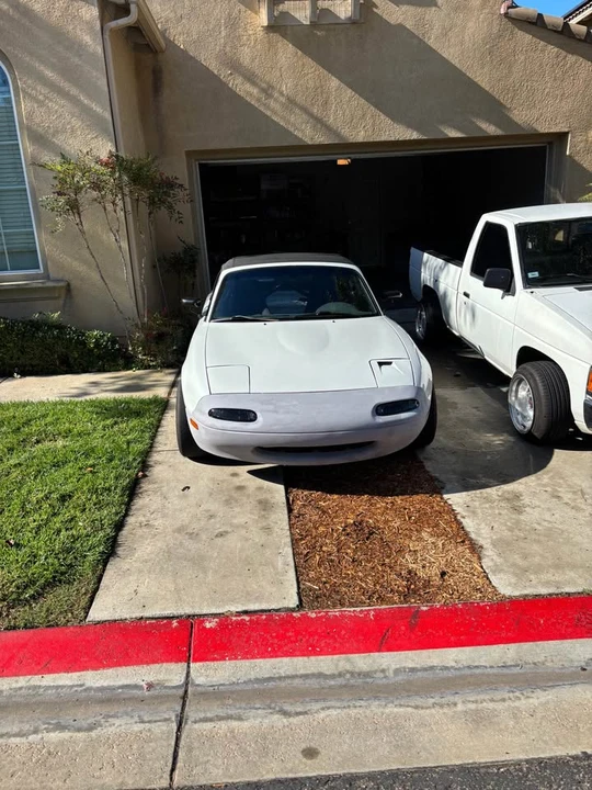 1995 Mazda NA MX-5 Miata - Image 2 of 12