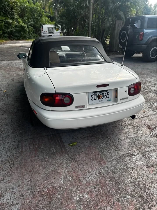 1995 Mazda NA MX-5 Miata - Image 4 of 8