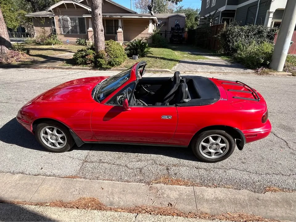 1995 Mazda NA MX-5 Miata - Image 4 of 15