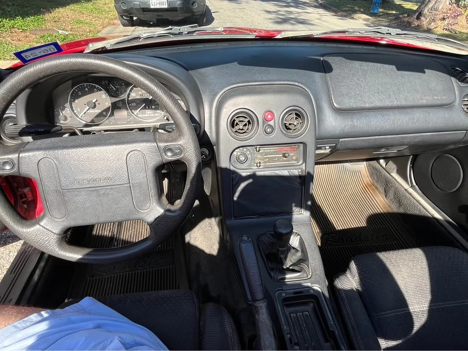 1995 Mazda NA MX-5 Miata - Image 14 of 15