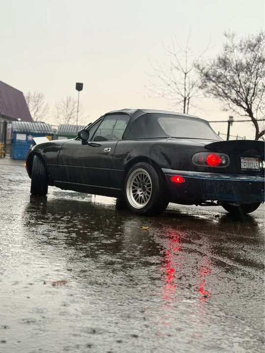 1995 Mazda NA MX-5 Miata - Image 2 of 7