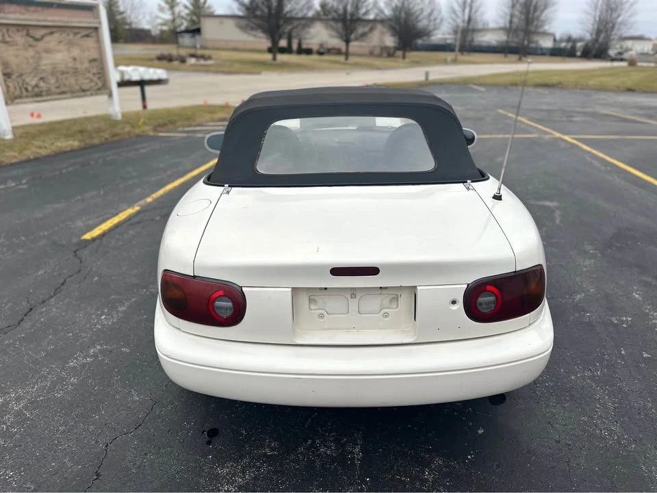 1995 Mazda NA MX-5 Miata - Image 4 of 16