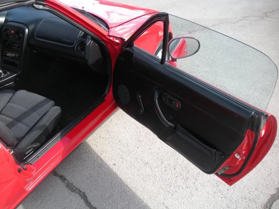 1995 Mazda NA MX-5 Miata - Image 9 of 13