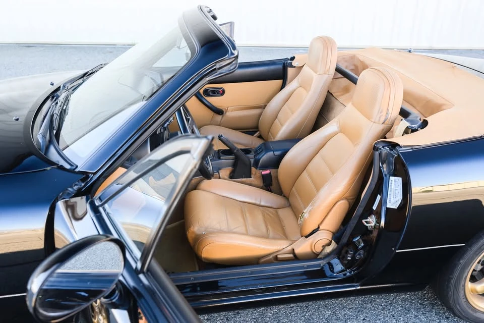 1995 Mazda NA MX-5 Miata - Image 9 of 14
