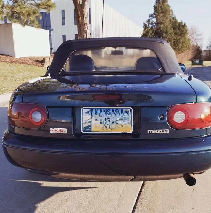 1995 Mazda NA MX-5 Miata - Image 5 of 16