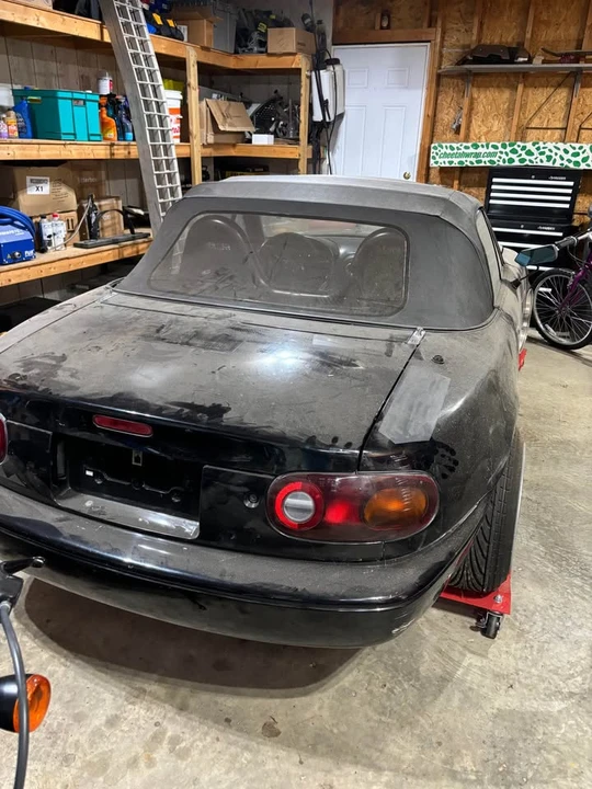 1995 Mazda NA MX-5 Miata - Image 5 of 8