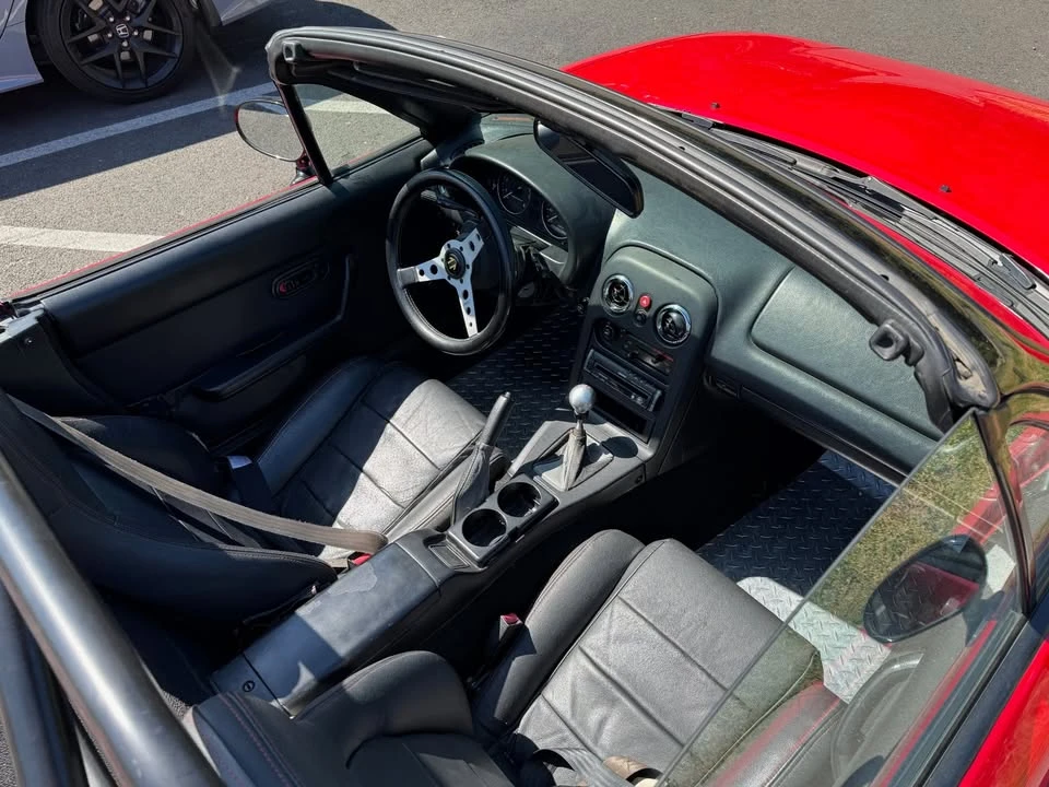1995 Mazda NA MX-5 Miata - Image 8 of 13