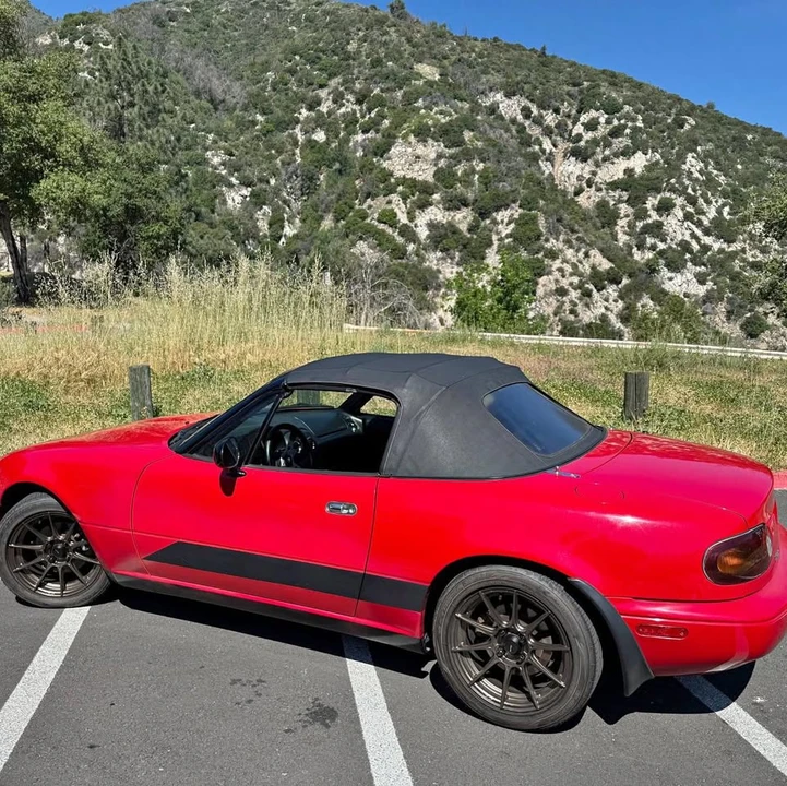 1995 Mazda NA MX-5 Miata - Image 2 of 13