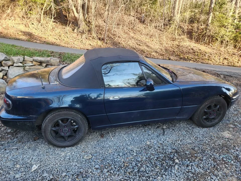 1995 Mazda NA MX-5 Miata - Image 3 of 10