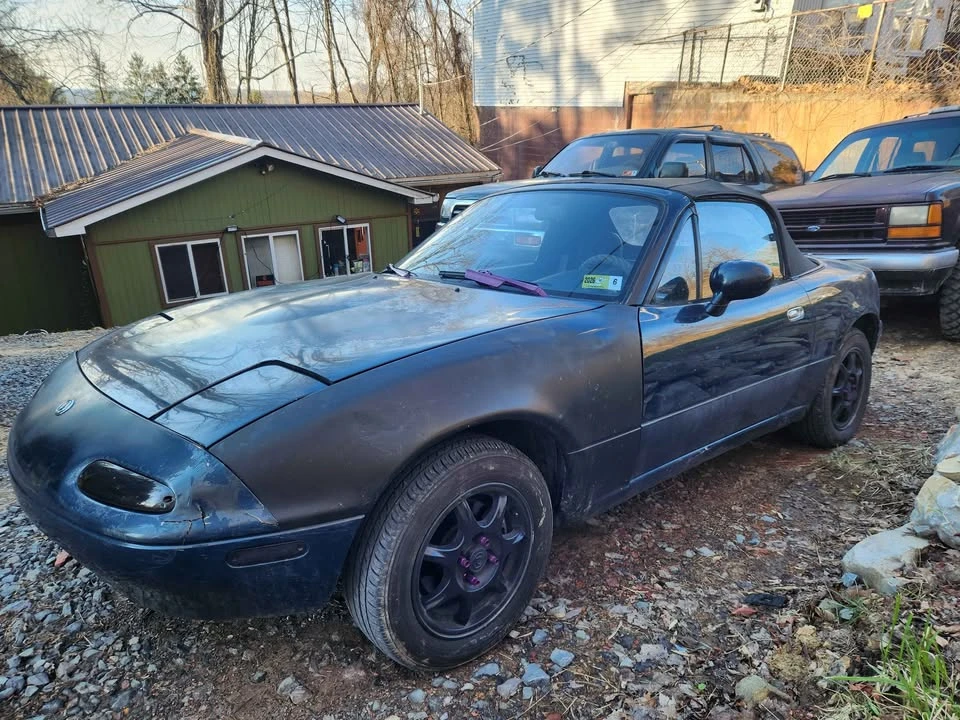 1995 Mazda NA MX-5 Miata - Image 2 of 10