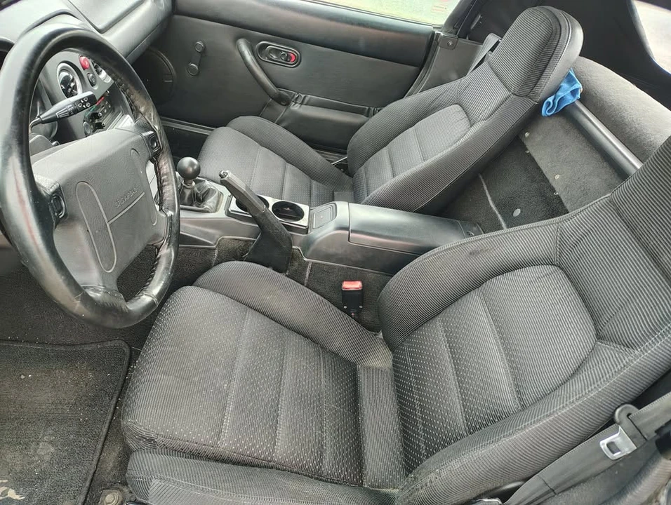 1995 Mazda NA MX-5 Miata - Image 14 of 21