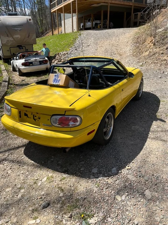 1995 Mazda NA MX-5 Miata - Image 4 of 8