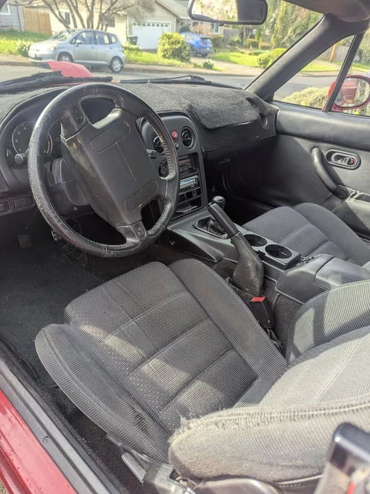 1995 Mazda NA MX-5 Miata - Image 5 of 8