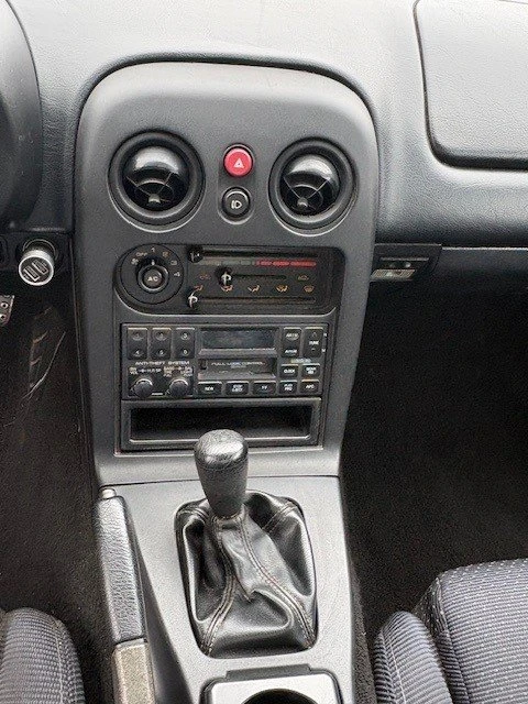 1995 Mazda NA MX-5 Miata - Image 10 of 13