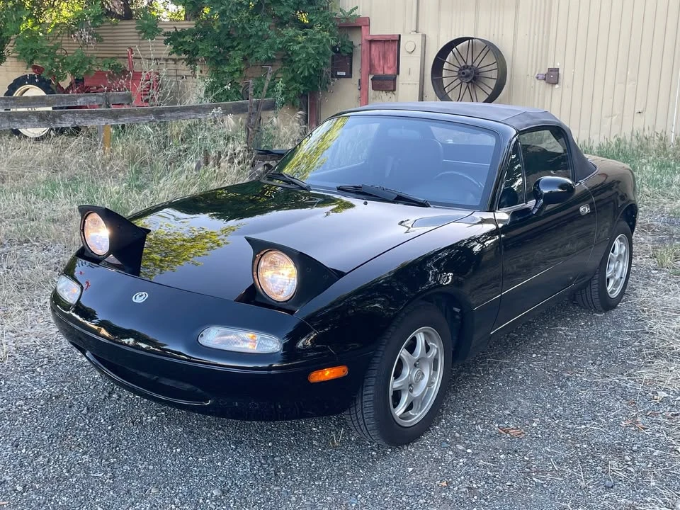 1995 Mazda NA MX-5 Miata - Image 4 of 12