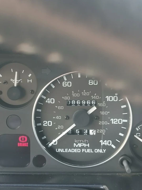 1995 Mazda NA MX-5 Miata - Image 9 of 10