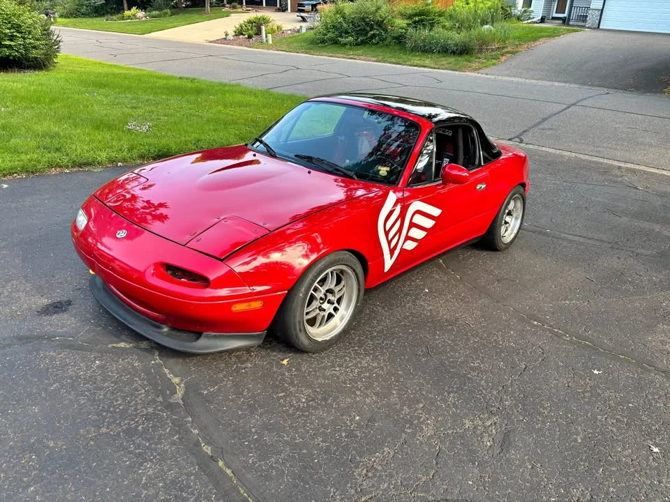 1995 Mazda NA MX-5 Miata - Image 2 of 18