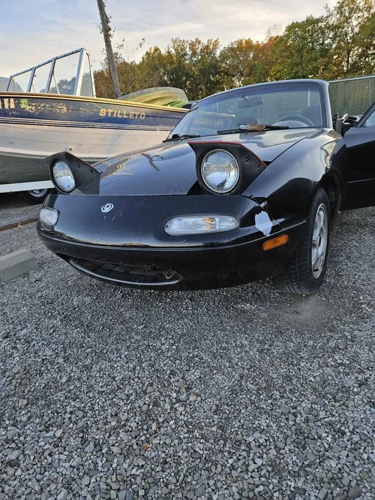 1995 Mazda NA MX-5 Miata - Image 2 of 14