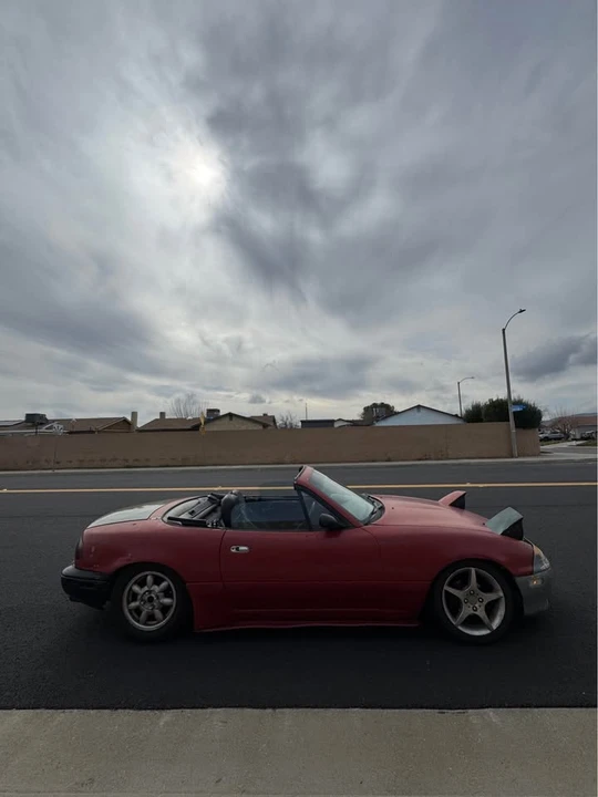 1995 Mazda NA MX-5 Miata - Image 4 of 9