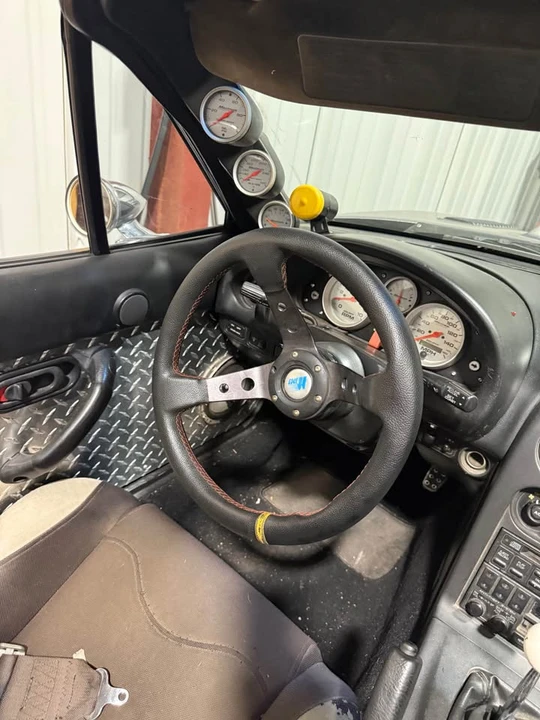 1995 Mazda NA MX-5 Miata - Image 14 of 14