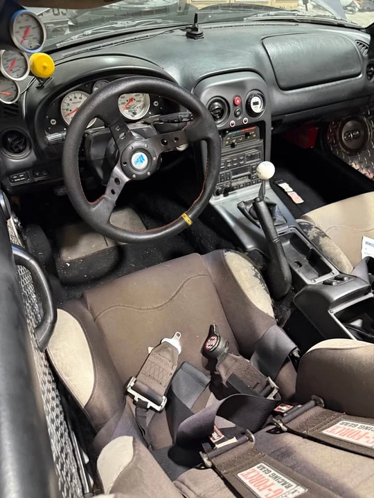 1995 Mazda NA MX-5 Miata - Image 8 of 14