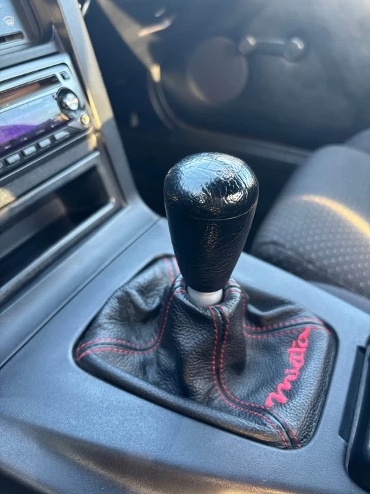1995 Mazda NA MX-5 Miata - Image 4 of 18