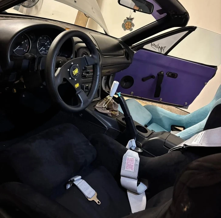 1995 Mazda NA MX-5 Miata - Image 8 of 11