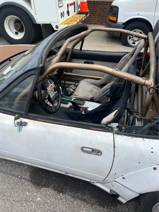 1995 Mazda NA MX-5 Miata - Image 5 of 6