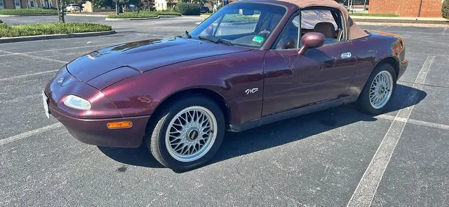 1995 Mazda MX-5 Miata Convertible