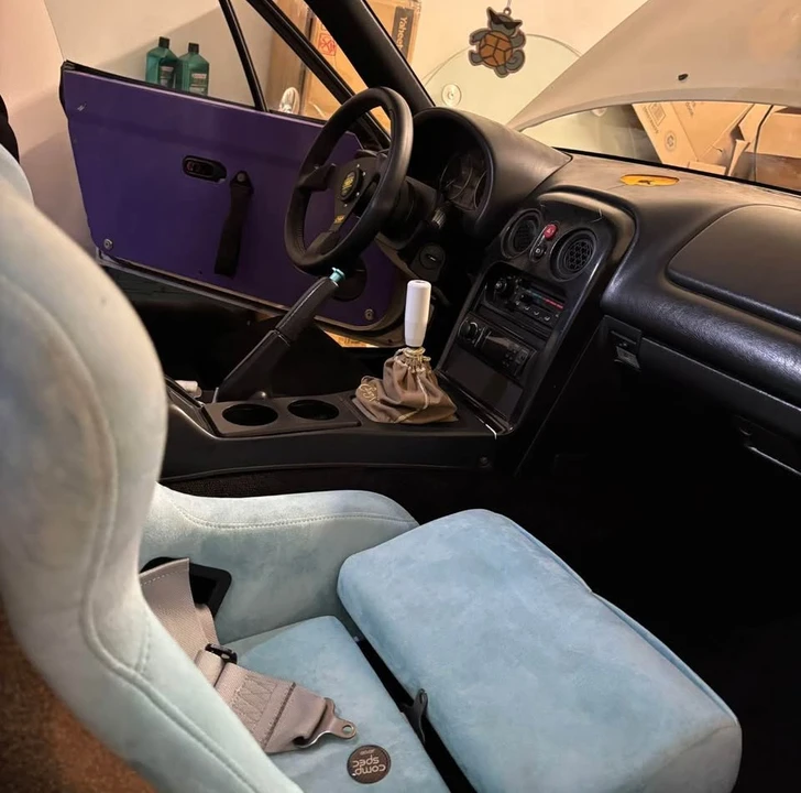 1995 Mazda NA MX-5 Miata - Image 9 of 11