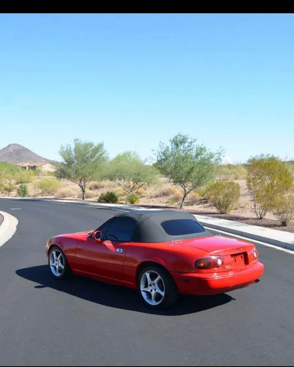 1995 Mazda NA MX-5 Miata - Image 2 of 10