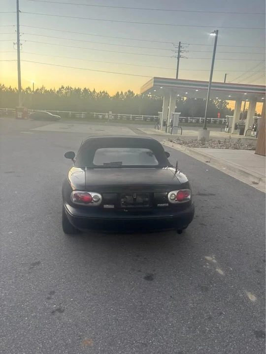 1995 Mazda NA MX-5 Miata - Image 3 of 17