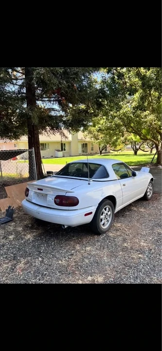1995 Mazda NA MX-5 Miata - Image 3 of 4
